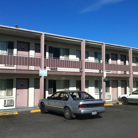 Economy Inn Річленд Екстер'єр фото